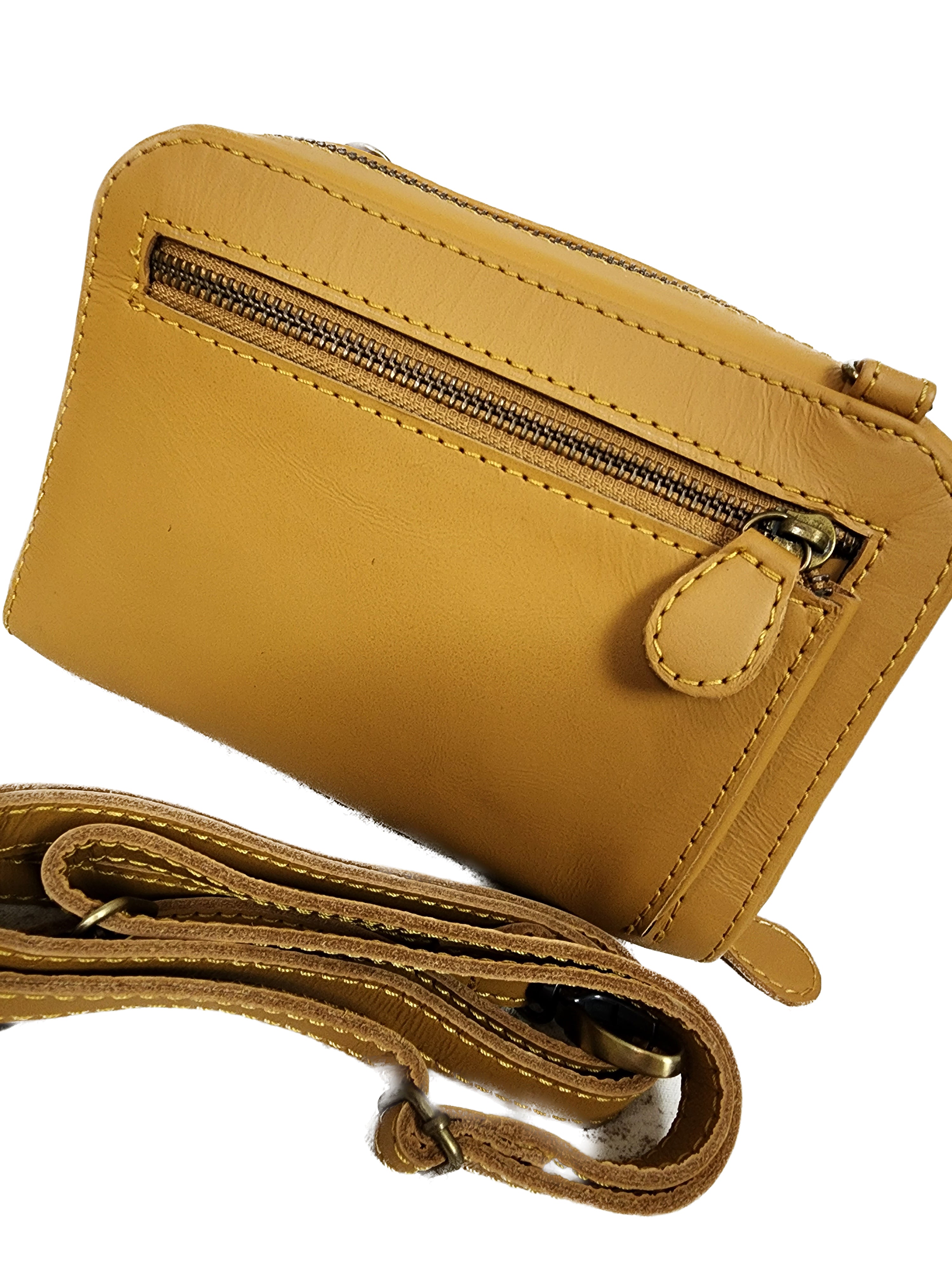 Jo Expanded Cross Body (Light Tan)