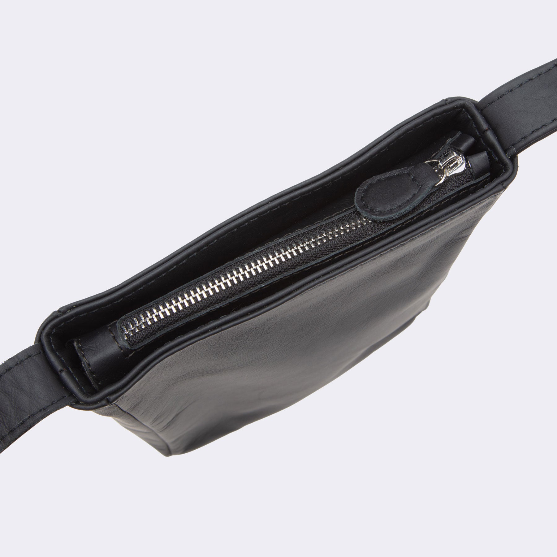 Jude Mini (Black)